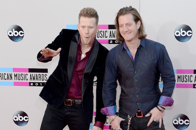 2013 American Music Awards - Arrivals